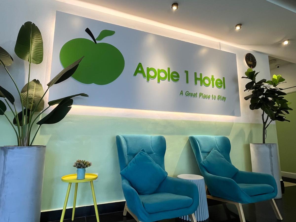 באייאן לפאס Apple 1 Hotel Queensbay מראה חיצוני תמונה