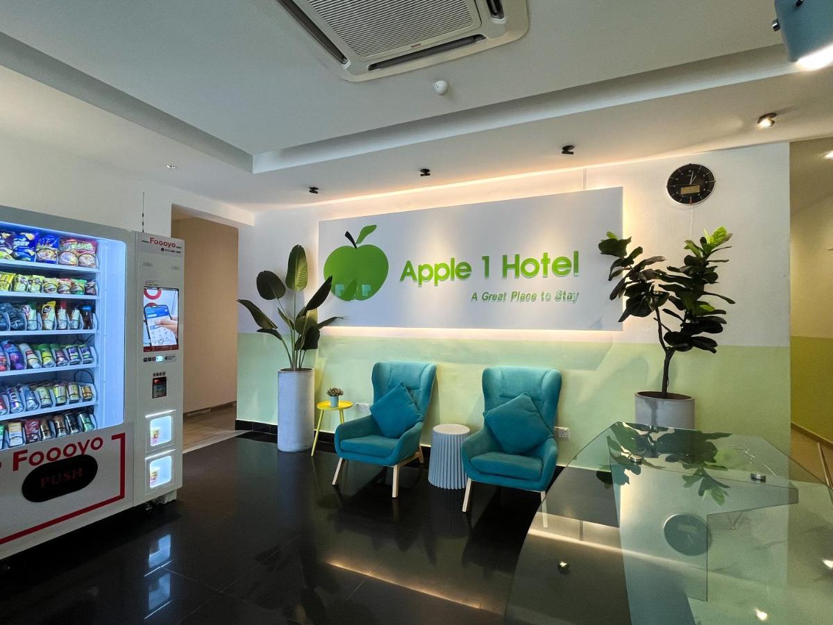 באייאן לפאס Apple 1 Hotel Queensbay מראה חיצוני תמונה