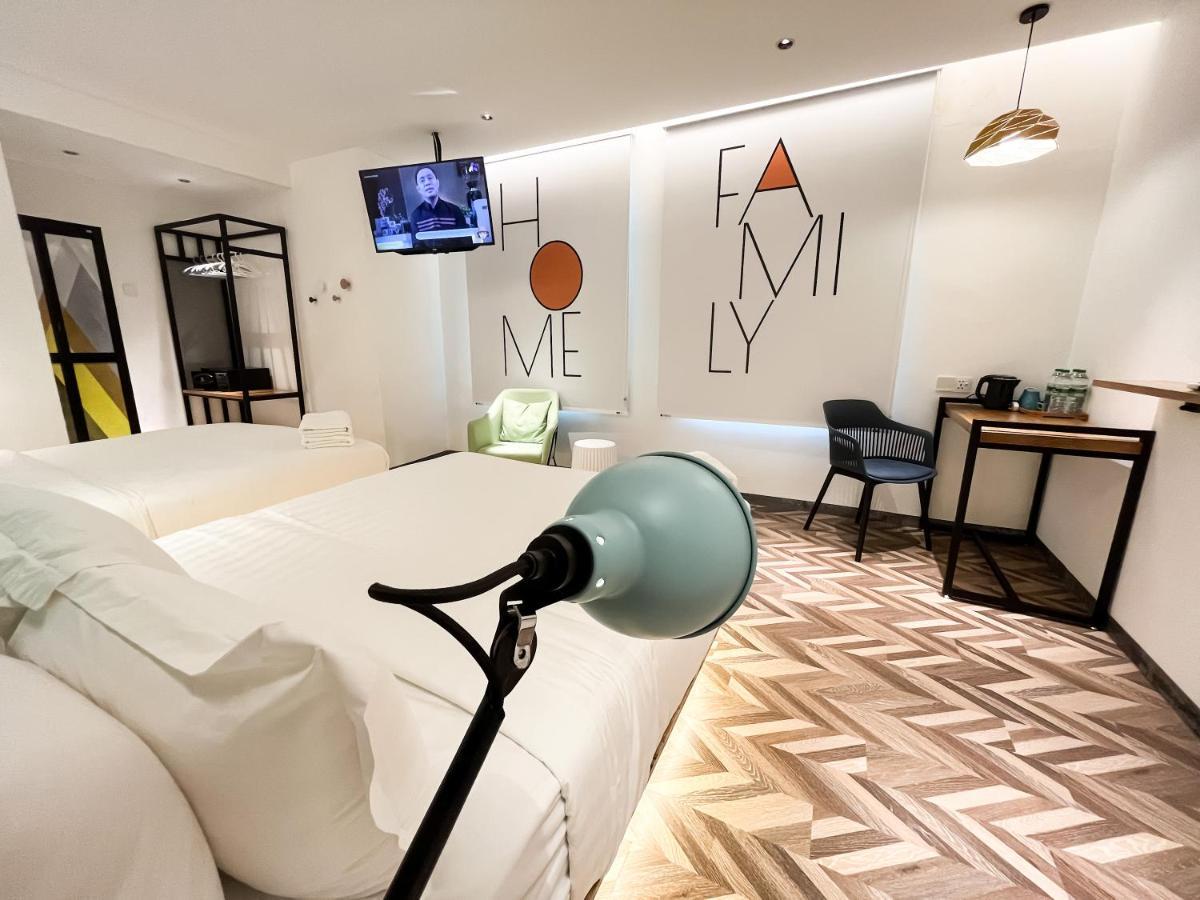 באייאן לפאס Apple 1 Hotel Queensbay מראה חיצוני תמונה