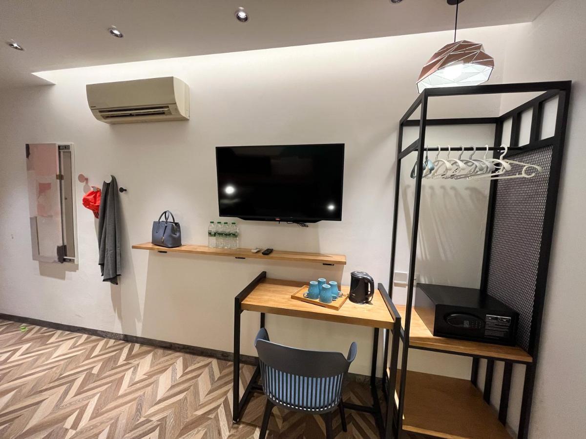 באייאן לפאס Apple 1 Hotel Queensbay מראה חיצוני תמונה